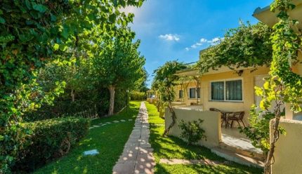 Grieķija, Peloponesa – Niforeika Beach Hotel & Bungalows 3*