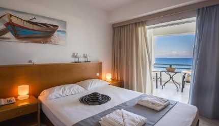 Grieķija, Peloponesa – Niforeika Beach Hotel & Bungalows 3*