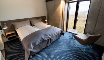 Feru-salas-Foyar-viesnica-standarta-numurs