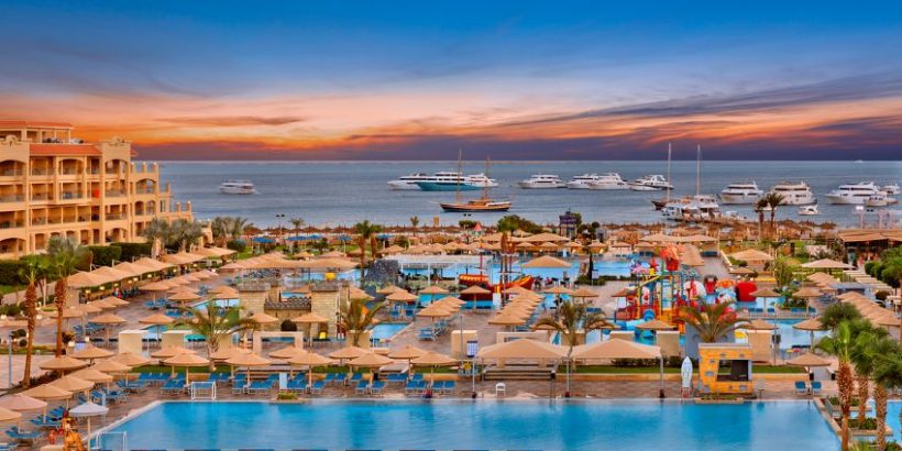 Ģimenes brīvdienas Hurgadā – Pickalbatros White Beach Resort 5*