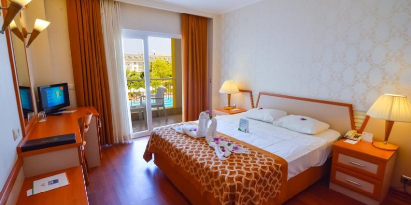 Turcija – Pine House 4*
