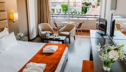 Kipra – Napa Plaza 4*+