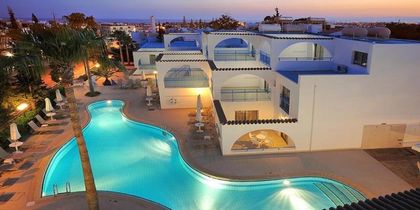 Kipra – Petrosana Hotel Apartments