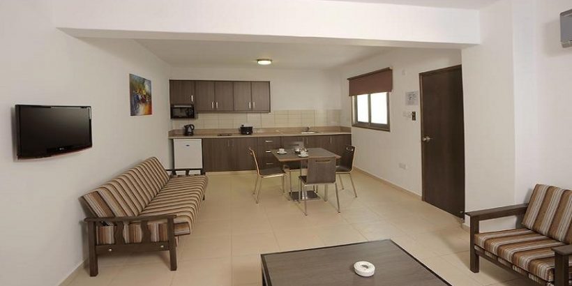 Kipra – Petrosana Hotel Apartments