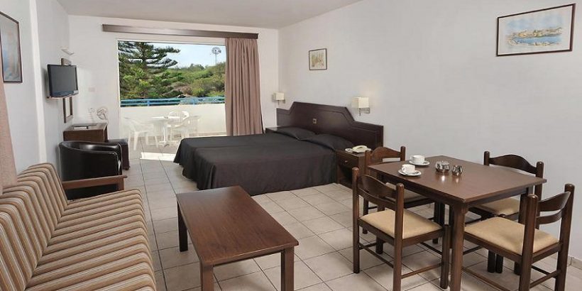 Kipra – Petrosana Hotel Apartments