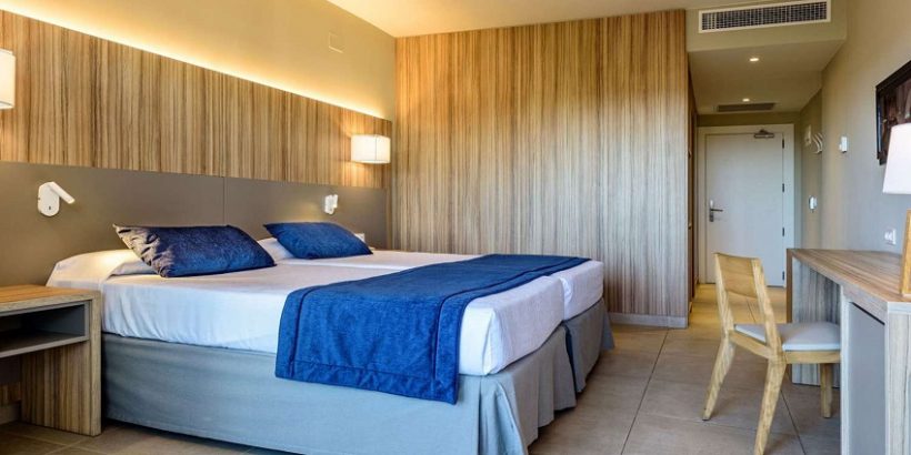 Ceļojums uz Spāniju – Estival Park Resort 4*