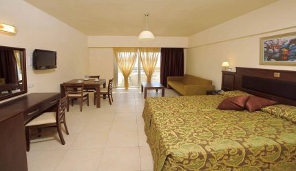 Atpūta Kiprā – Euronapa Hotel & Apartments 3*