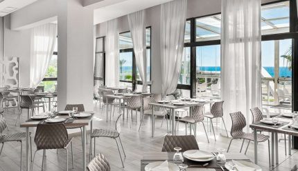 Malaga – Puente Real 4*