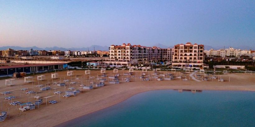 Ceļojumi uz Hurgadu Ēģiptē – Gravity Hotel & Aqua Park Hurghada 4*